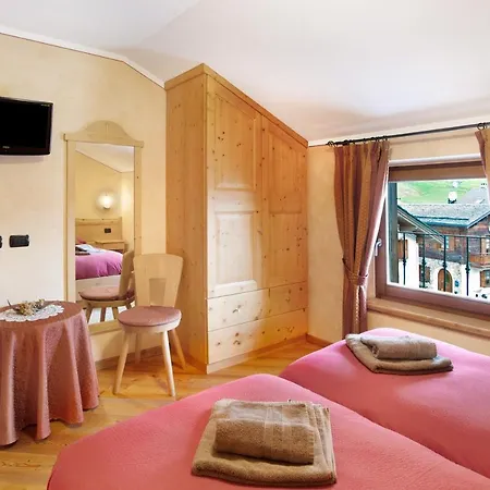 Aris Big Family Apartment