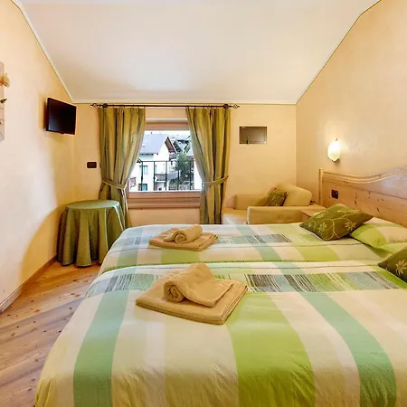 Aris Big Family Apartament *